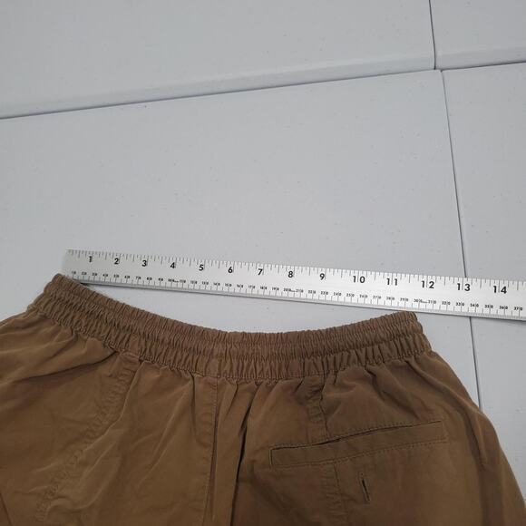 L.L.Bean Shorts Mens Medium Khaki Bellows Pocket Elastic Waist Cargo Hiking Y2K - Picture 5 of 8